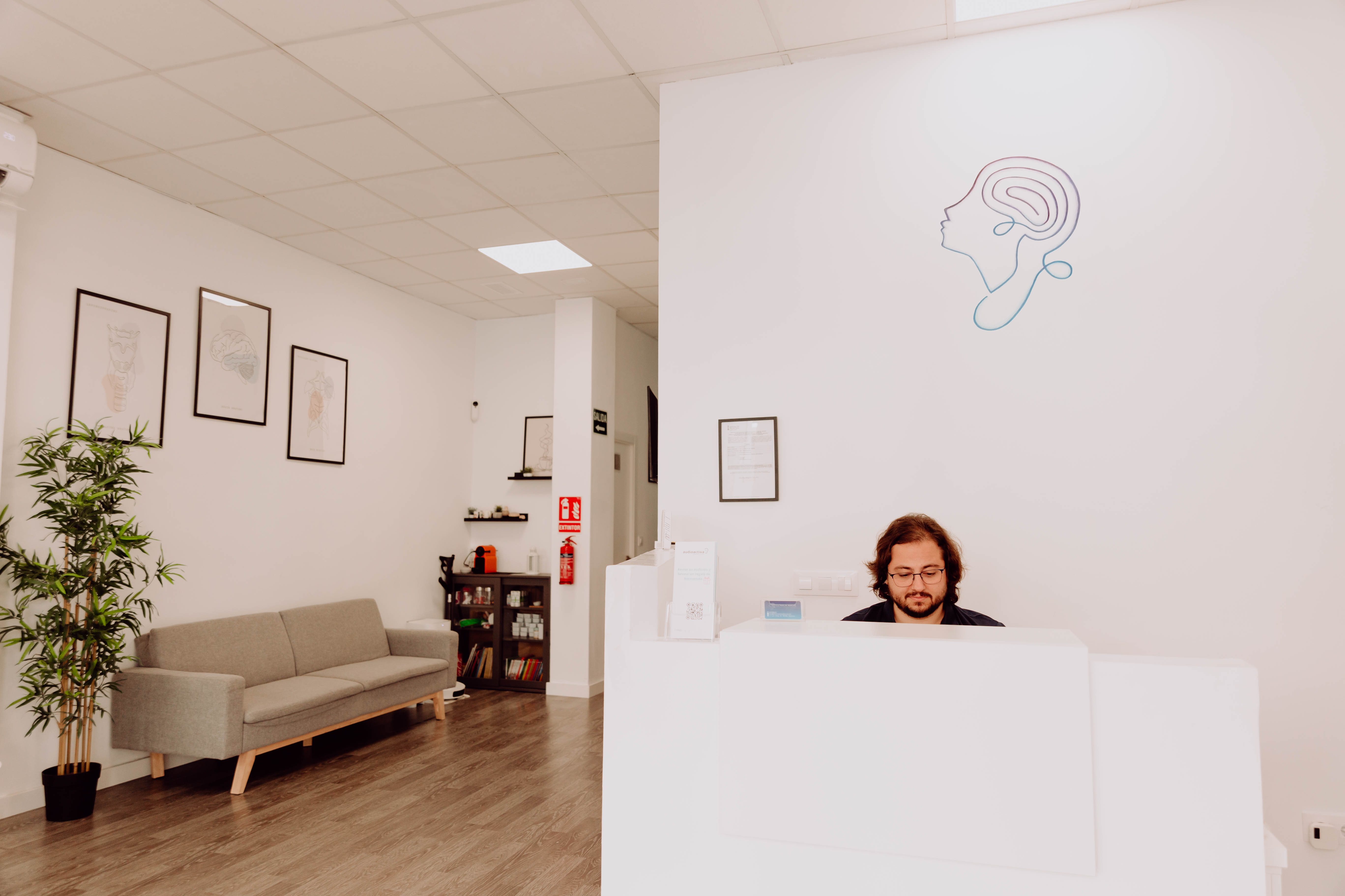 Recepción de la Clínica Axon Valencia