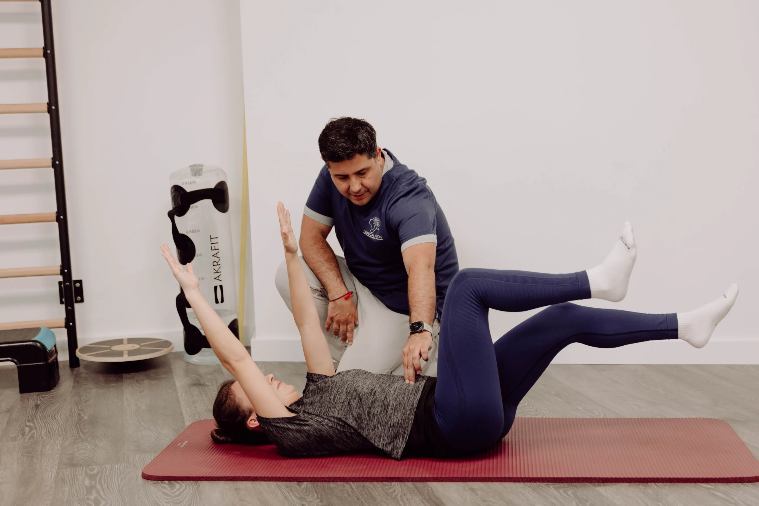 Pilates terapéutico en Valencia, grupos reducidos guiados por fisioterapeutas